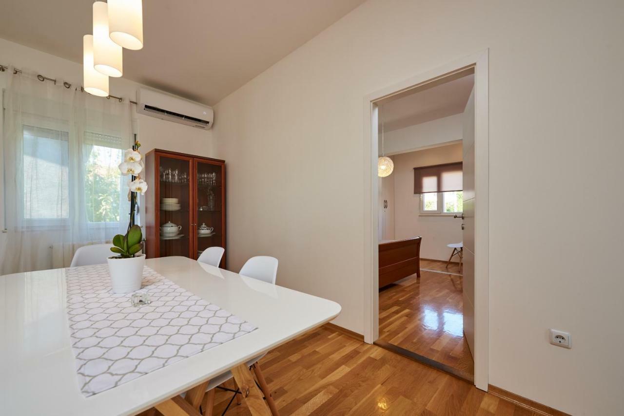 Apartmani Sara I Klara Трогир Экстерьер фото