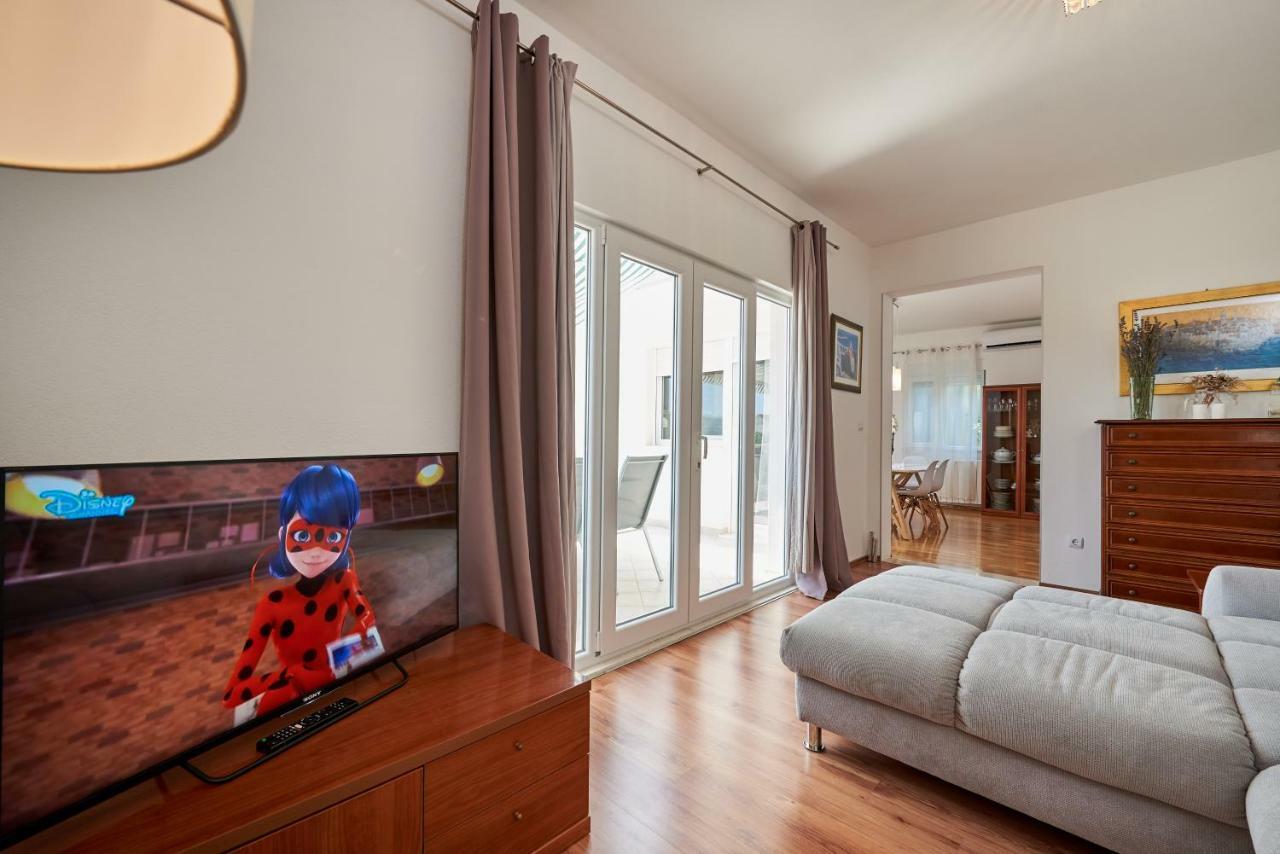 Apartmani Sara I Klara Трогир Экстерьер фото